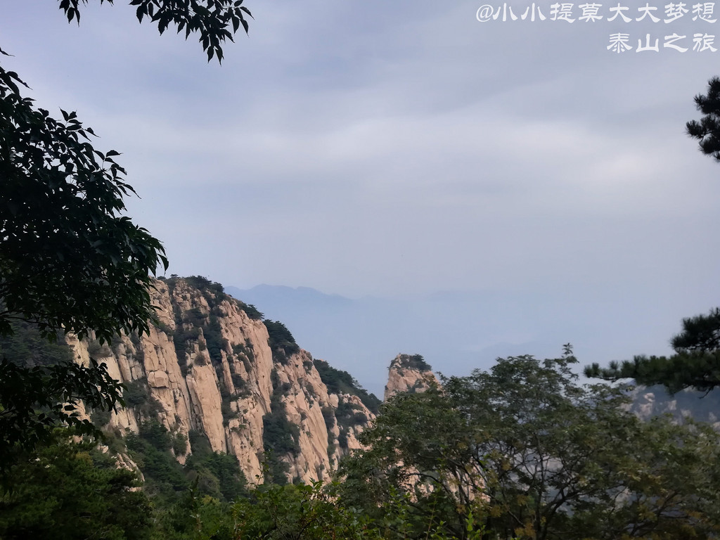 五岳独尊,如坐泰山——泰山一日游览攻略,后石坞方向下山