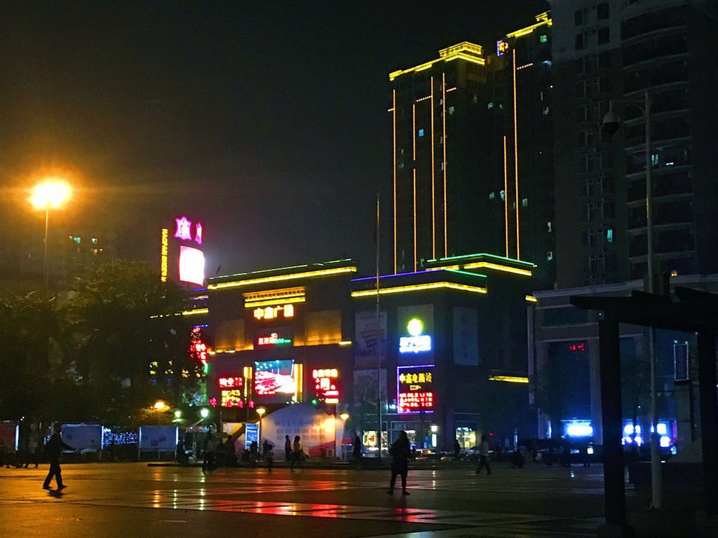夜.厚街