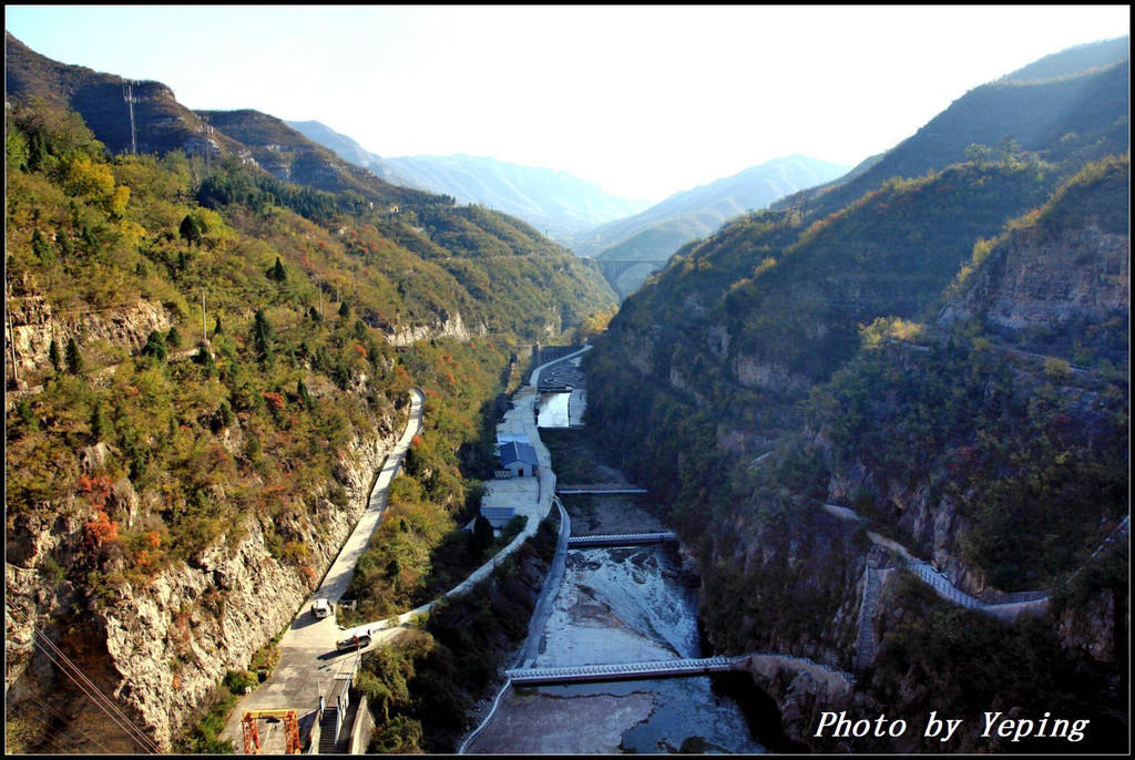 实际上,青天河原名红旗水库,水库