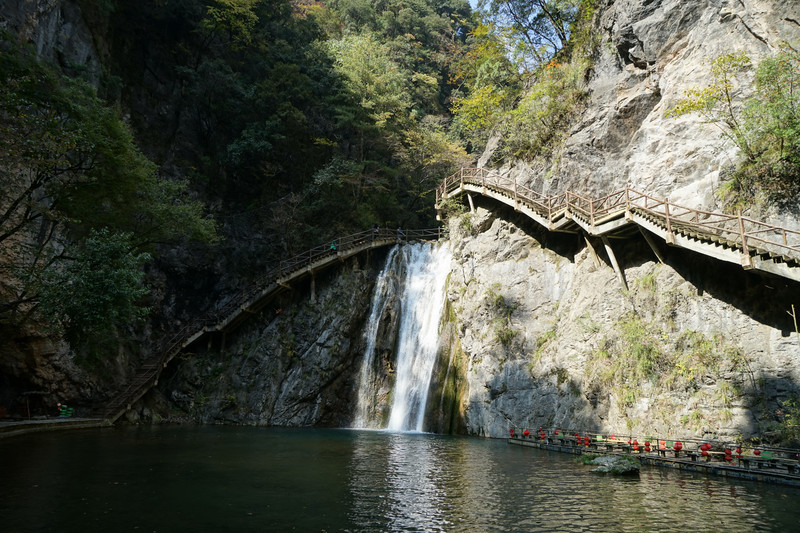 也许是淡季,从早上8:36分进景区到15:30分出景区,金丝峡基本上是